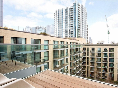 1 bedroom flat for rent in Kingwood House, 1 Chaucer Gardens, London, E1
