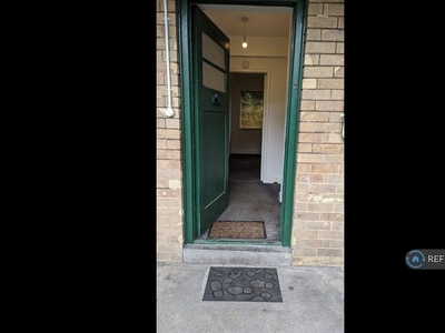 1 bedroom flat for rent in Mansfield Road, Nottingham, NG5