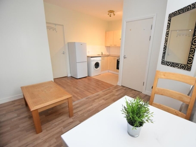 1 bedroom flat for rent in Piercefield Place, ADAMSDOWN, CARDIFF, CF24