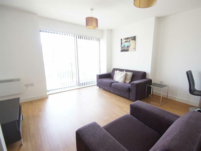 1 bedroom flat for rent in Skyline, St Peters Square, LS9
