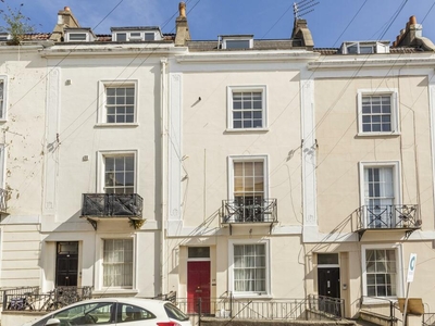 1 bedroom flat for rent in Southleigh Road, Clifton, BS8