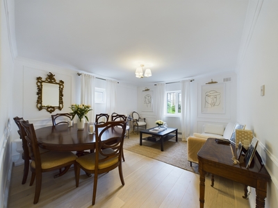 1 bedroom property for sale in Coningham Road, LONDON, W12
