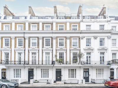 1 bedroom property for sale in Devonshire Terrace, London, W2