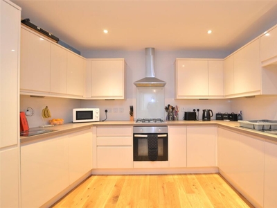 2 bedroom apartment for rent in 71 High Street, BARNET, Hertfordshire, EN5