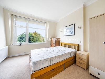 2 bedroom apartment for rent in Arkwright Road Hampstead NW3