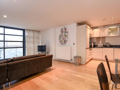 2 bedroom apartment for rent in Bastwick Street London EC1V