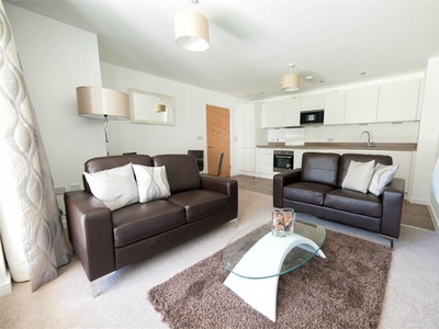 2 bedroom apartment for rent in Douglas House, Ferry Court, Cardiff, CF11
