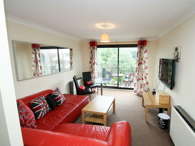 2 bedroom apartment for rent in Gowan Terrace,Jesmond,Newcastle Upon Tyne,NE2