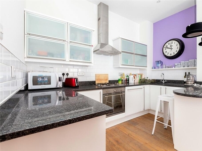 2 bedroom apartment for rent in James Street, London, WC2E