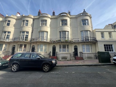 2 bedroom apartment for rent in Regency Square, Brighton, BN1