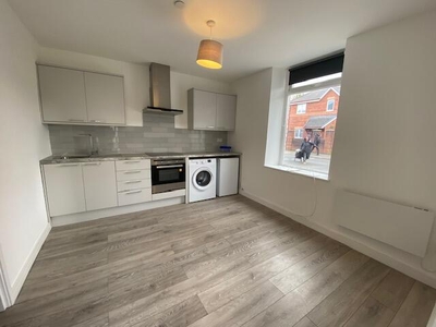 2 bedroom apartment for rent in Sanquhar Street, CARDIFF, CF24