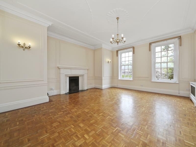 2 bedroom apartment for rent in Templewood Avenue, Hampstead, NW3