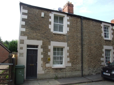 2 bedroom end of terrace house for rent in Vicarage Road Oxford OX1