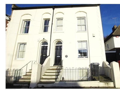 2 bedroom end of terrace house for rent in Whitstable Road, Canterbury, CT2