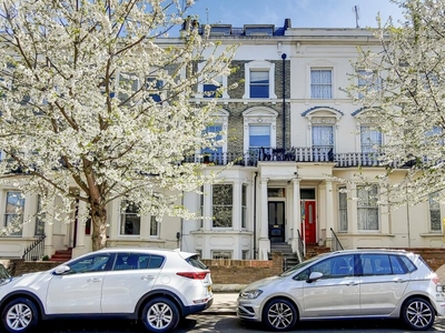 2 bedroom flat for rent in Marylands Road, Maida Vale W9