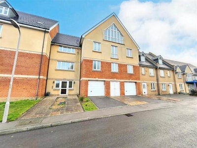 2 Bedroom Flat For Sale In Weymouth, Dorset