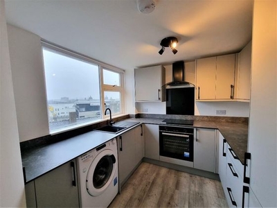 2 bedroom flat to rent Aberdeen, AB11 5HX