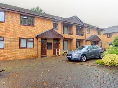 2 bedroom maisonette for rent in Park End Court, Cyncoed, Cardiff, CF23