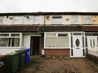 2 bedroom semi-detached house for rent in Hilbury Avenue, Manchester, Greater Manchester, M9