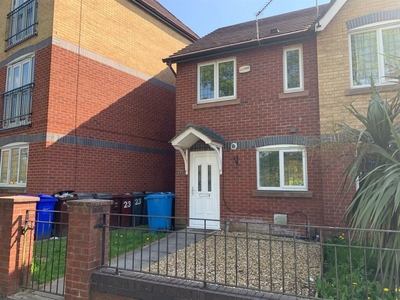 2 bedroom semi-detached house for rent in Longhope Road, Wythenshawe, M22 1UP, M22
