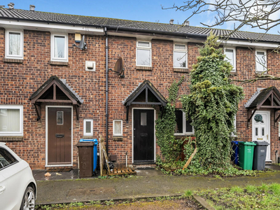 2 bedroom terraced house for rent in Hoskins Close, Manchester, M12