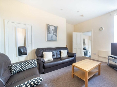 3 bedroom flat for rent in £108ppppw - Hazelwood Avenue, Jesmond, Newcastle Upon Tyne, NE2