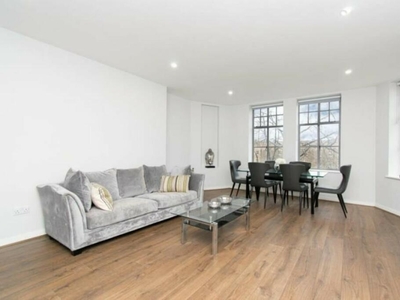 3 bedroom flat for rent in Maida vale, London, W9