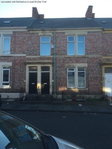 3 bedroom flat share for rent in Brighton Grove, Newcastle upon Tyne, NE4