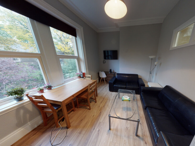 3 bedroom house for rent in Ashwood Villas, Leeds, LS6
