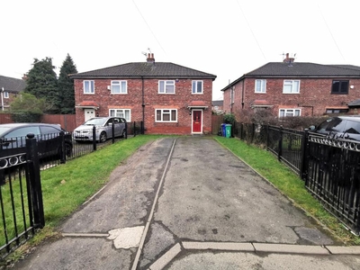 3 bedroom semi-detached house for rent in Grinton Avenue, Longsight, Manchester, M13