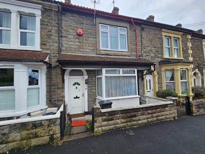 3 bedroom terraced house for rent in Woodland Terrace, Kingswood, Bristol, BS15