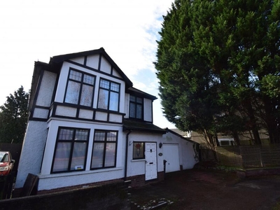 4 bedroom detached house for rent in Western Avenue, Llandaff, Cardiff, CF5
