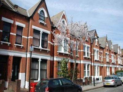 4 bedroom flat for rent in Fairbridge Road, Archway / Holloway N19