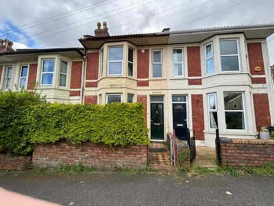 4 bedroom terraced house for rent in Doone Road, Horfield, Bristol, BS7