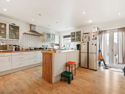 4 bedroom terraced house for sale London, E7 9LP