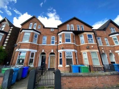 5 bedroom house for rent in Albany Road, Chorlton, M21