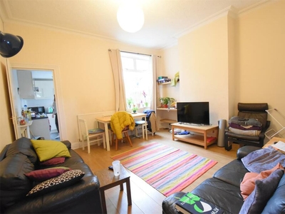 5 bedroom terraced house for rent in £82 PPPW Pershore Rd, Selly Oak. 20mins walk to University of Birmingham, B29