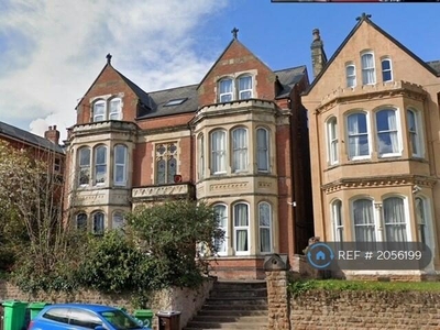 8 bedroom flat for rent in Burns Street, Nottingham, NG7