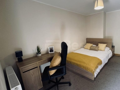 Studio flat for rent in Cheyney Road, Chester, CH1