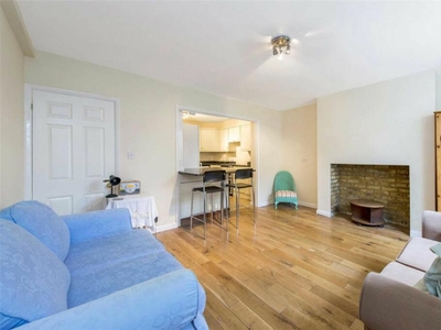 Studio flat for rent in Westmoreland Terrace, Pimlico, SW1V