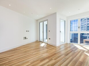 1 bedroom apartment for rent in Aldgate Place, Wiverton Tower, Aldgate E1