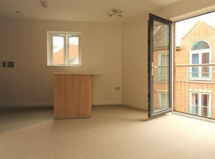1 bedroom apartment for rent in Russell Street, Chester, CH3