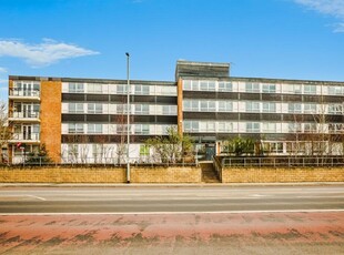 1 bedroom apartment for sale in Commercial Road, Leeds, LS5