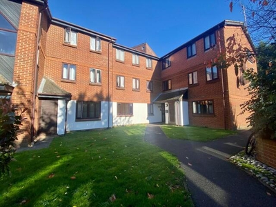 1 Bedroom Apartment For Sale In Hayes, Middlesex