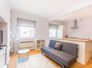 1 bedroom flat for rent in Blandford Street, Marylebone, London, W1U