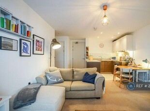 1 bedroom flat for rent in Block, Salford, M3