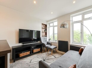1 bedroom flat for rent in Brixton Hill, Brixton, London, SW2