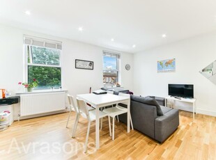 1 bedroom flat for rent in Brixton Road, Oval, SW9