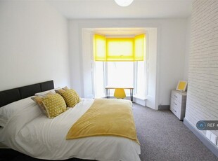 1 bedroom flat for rent in Carlton Terrace, Swansea, SA1