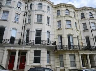 1 bedroom flat for rent in Chesham Place, Brighton, BN2